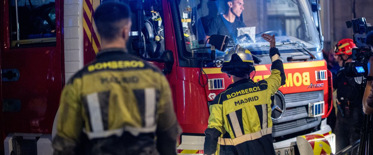 Hallados sin vida los cuerpos de los cuatro desaparecidos en el derrumbe del edificio de la calle Hileras