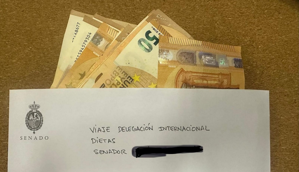 Dinero en efectivo del Senado