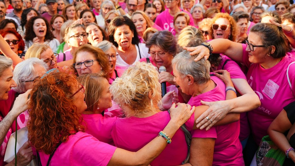 Mujeres de Amama en la movilización en Sevilla / EP