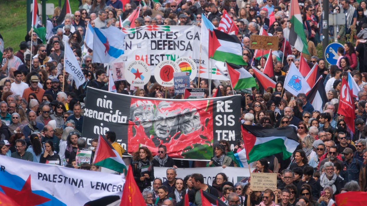 Manifestantes en una reciente convocatoria en defensa del pueblo palestino, en Galicia. EP