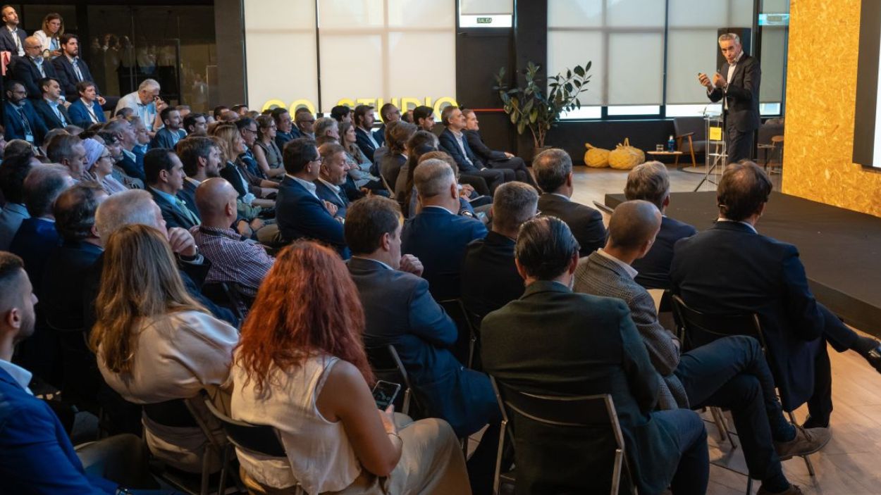 Presentación del 'Libro Blanco de la Seguridad Híbrida' de Prosegur