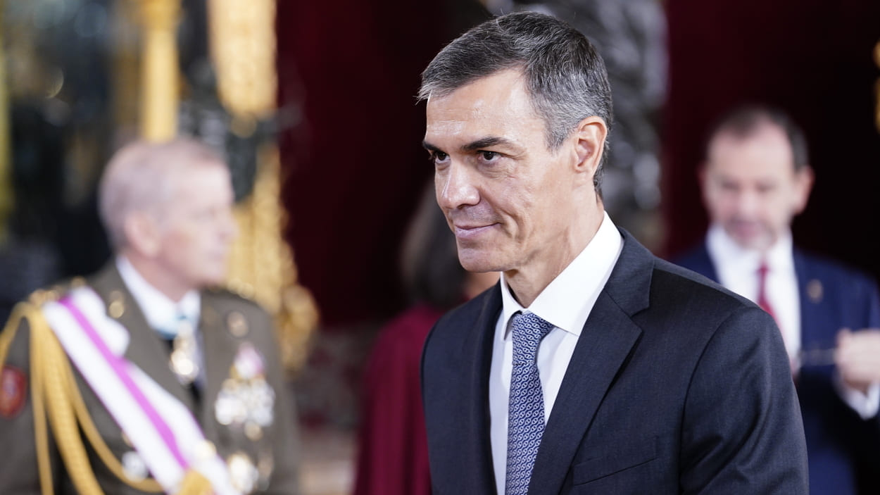 El presidente del Gobierno y secretario general del PSOE, Pedro Sánchez, durante la recepción con motivo del día de la Fiesta Nacional, en el Palacio Real, a 12 de octubre de 2025. EP.