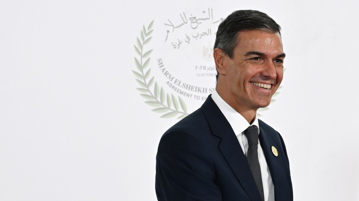El presidente del Gobierno, Pedro Sánchez, antes de la ceremonia de firma del plan de paz para Palestina. EP.