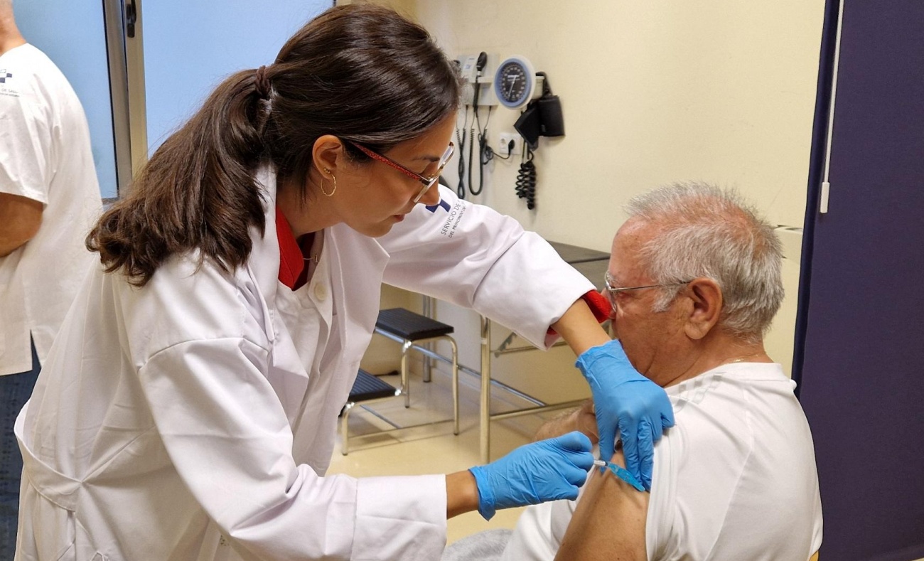 Campaña de vacunación contra la gripe 2025. (Foto:EP)