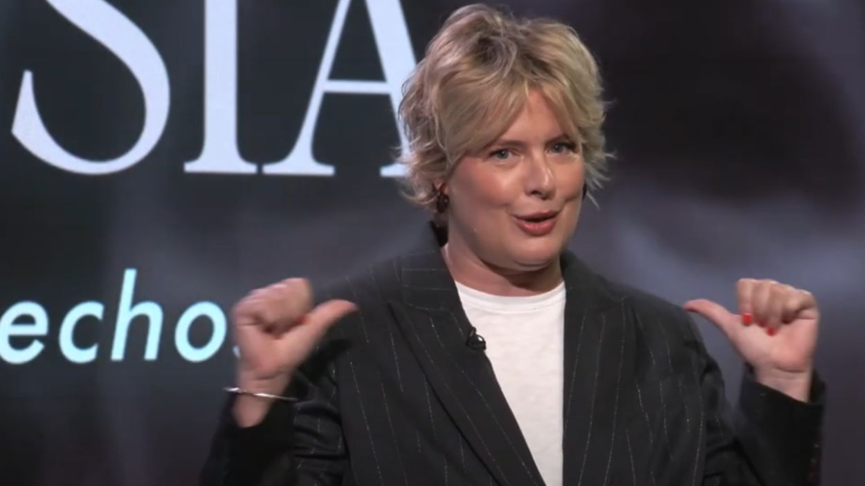 La presentadora Tania Llasera, durante la mesa redonda de Igualdad sobre menopausia.