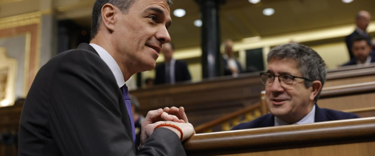 “Debe saberlo a estas alturas”: el PSOE recuerda a Trump que los aranceles solo pueden imponerse a través de la UE