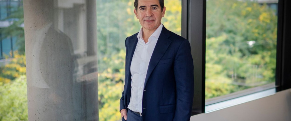 BBVA asume la derrota frente al Sabadell y acelera su plan de retribución al accionista