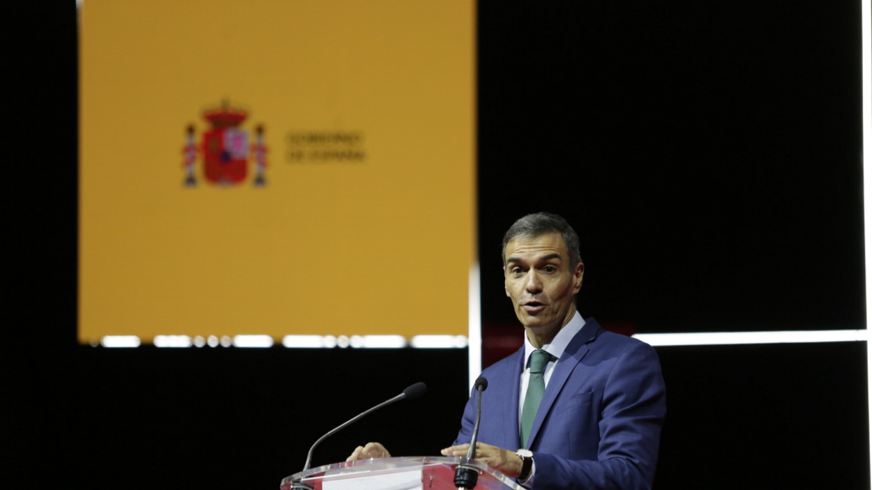 El presidente del Gobierno, Pedro Sánchez, propone acabar con el cambio de hora de cara a 2026. EP.