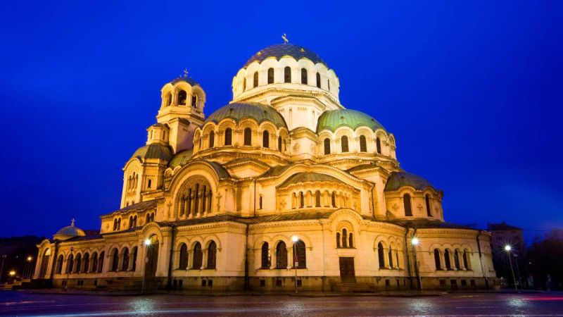 Catedral Alejandro Nevsky de Sofía por la noche Catedral Alejandro Nevsky de Sofía por la noche