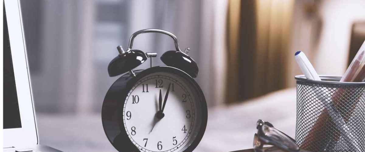 Este es el día en el que comienza el horario de invierno y se retrasan los relojes