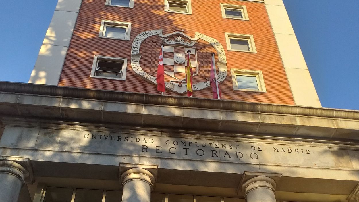 Fachada del edifico del Rectorado de la Universidad Complutense de Madrid. EP