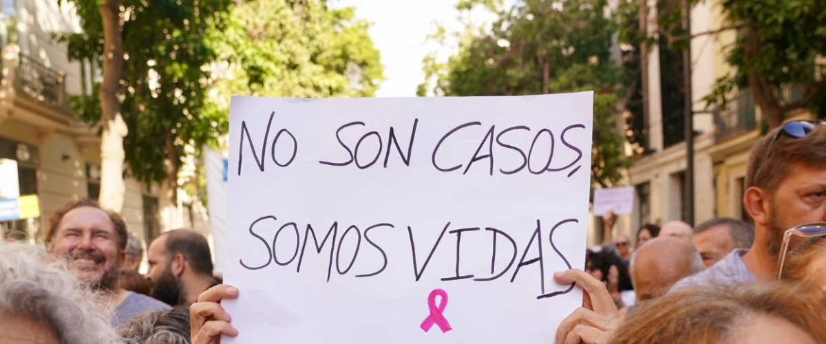 Las comunidades del PP se unen a Ayuso y se declaran insumisas con Sanidad para no facilitar los datos sobre el cribado del cáncer