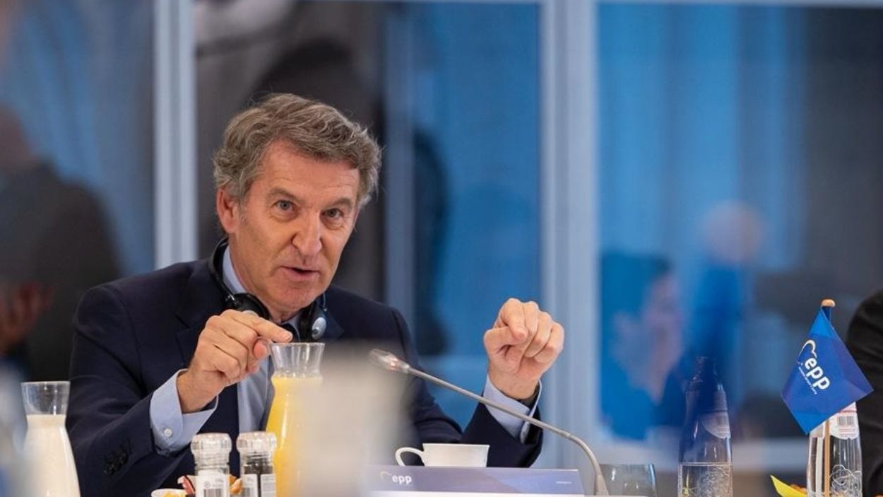 El líder del PP, Alberto Núñez Feijóo, en una reunión de los miembros del PPE en Bruselas. EP.