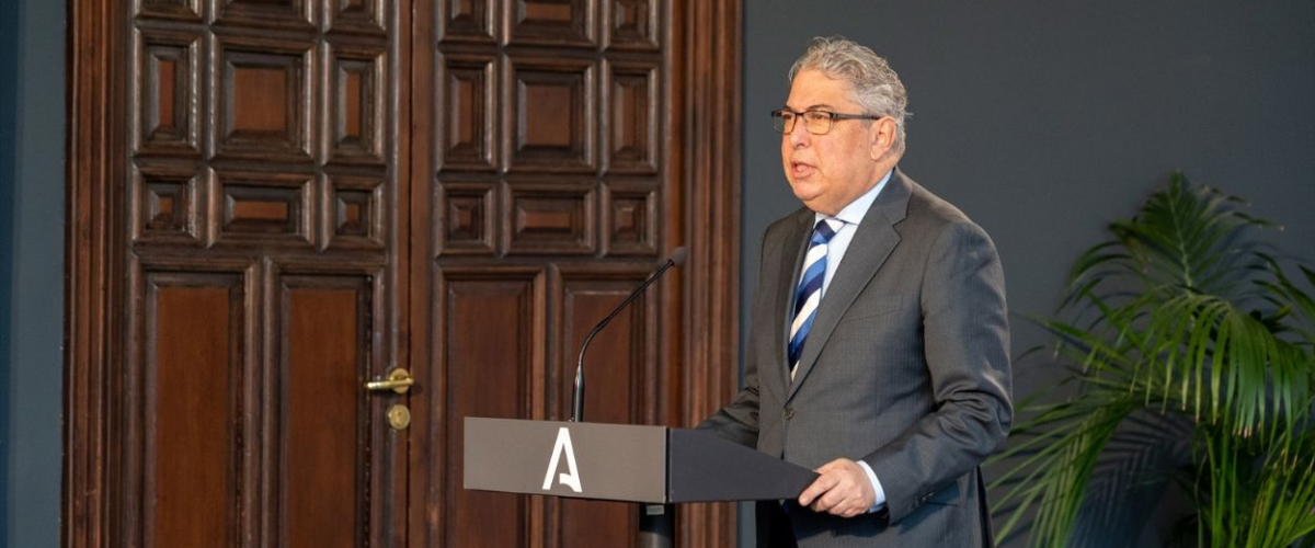 Moreno Bonilla paga 1.469 euros de alquiler al viceconsejero que se inventó en su currículum que era médico