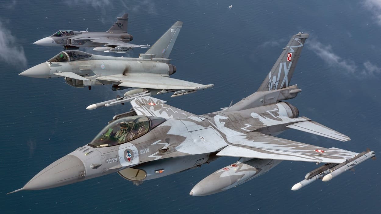 Cazas de la Fuerza Aérea de Reino Unido. EP.