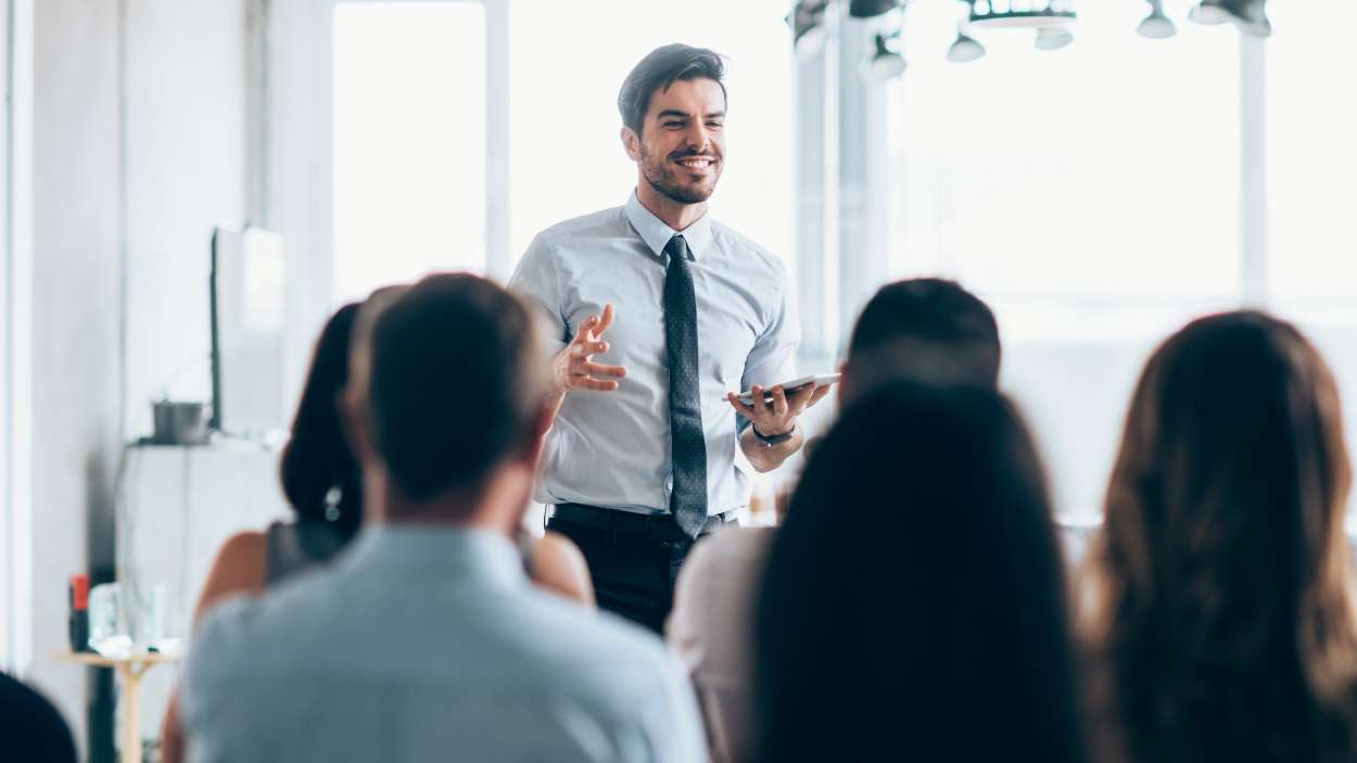 ¿Se puede solicitar la compensación de las horas de formación no obligatoria relacionadas con el puesto de trabajo? ¿Se puede solicitar la compensación de las horas de formación no obligatoria relacionadas con el puesto de trabajo?