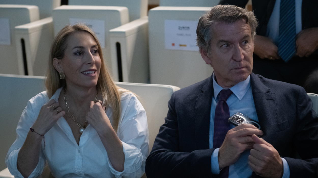 La presidenta de la Junta de Extremadura, María Guardiola, y el presidente del PP, Alberto Núñez Feijóo. EP.