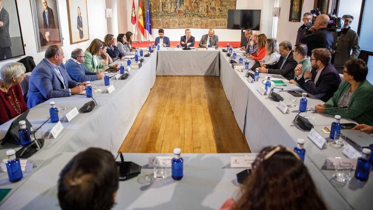 Consejo de Gobierno abierto a la Plataforma Regional de Representantes de Personas con Discapacidad Intelectual y del Desarrollo. JCCM Consejo de Gobierno abierto a la Plataforma Regional de Representantes de Personas con Discapacidad Intelectual y del Desarrollo. JCCM