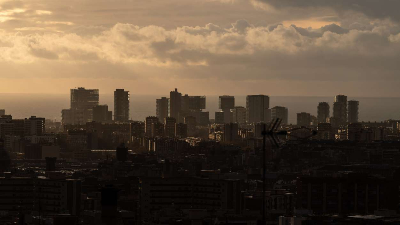 Panorámicas de Barcelona desde el Mirador de Torre Baró, a 12 de diciembre de 2024 Panorámicas de Barcelona desde el Mirador de Torre Baró, a 12 de diciembre de 2024