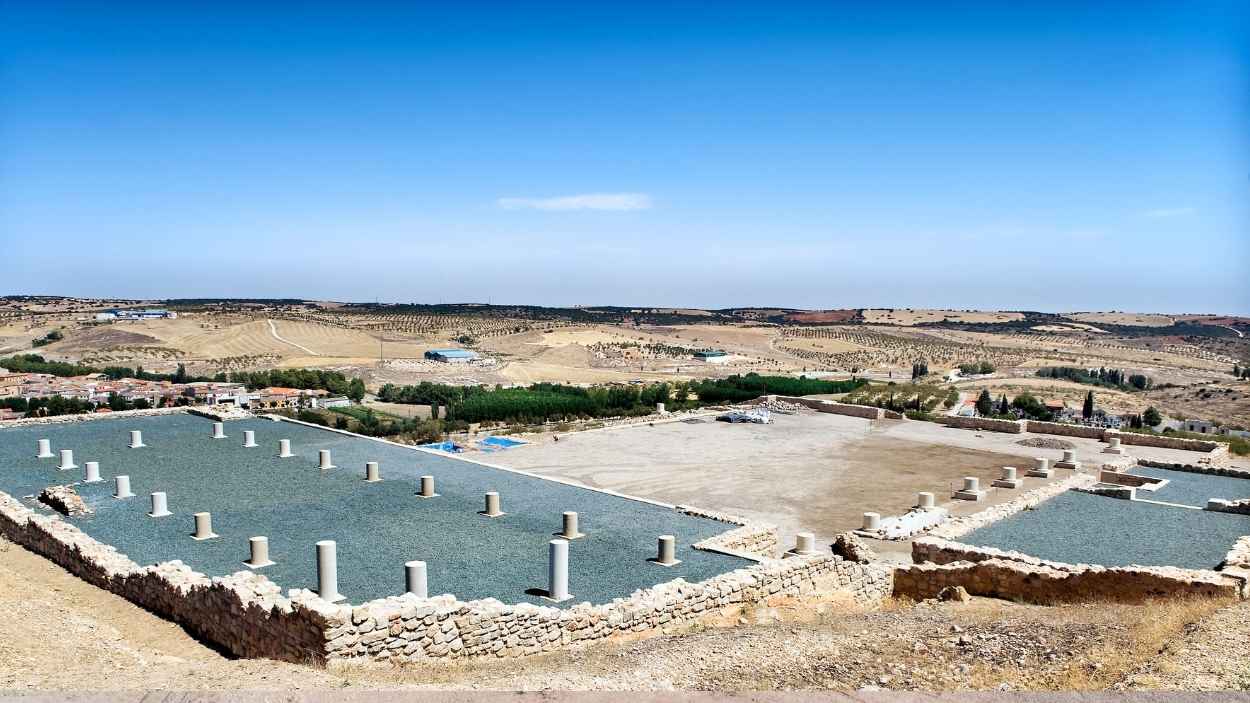 Parque Arqueológico de Libisosa, Lezuza, Albacete. Parque Arqueológico de Libisosa, Lezuza, Albacete.