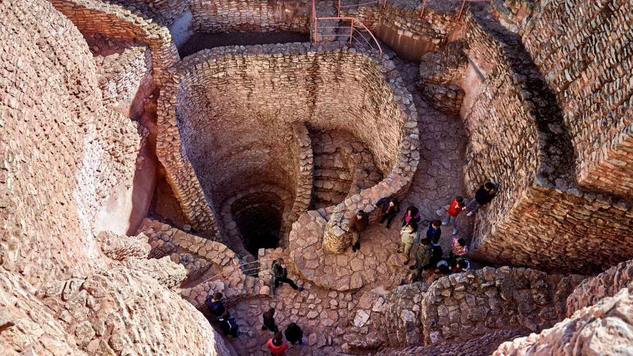 Asentamiento de la Motilla del Azuer, Daimiel, Ciudad Real. Asentamiento de la Motilla del Azuer, Daimiel, Ciudad Real.