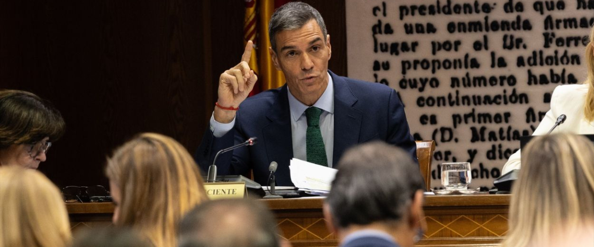 Sánchez critica los 242 millones que Moreno destinó a clínicas privadas «sin control» a través de contratos de emergencias sin marco legal Sánchez critica los 242 millones que Moreno destinó a clínicas privadas «sin control» a través de contratos de emergencias sin marco legal