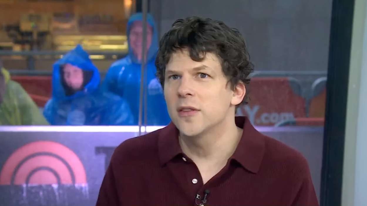 El actor Jesse Eisenberg explica por qué no retomará el personaje de Mark Zuckerberg en la secuela de 'La red social'
