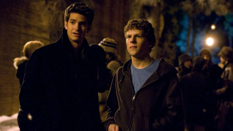 Andrew Garfield y Jesse Eisenberg en 'La red social' Andrew Garfield y Jesse Eisenberg en 'La red social'