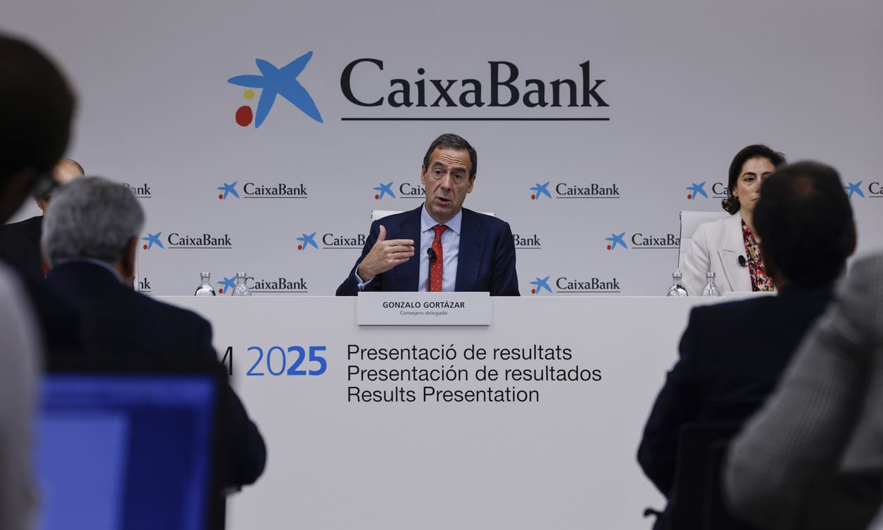 CaixaBank gana 4.397 millones hasta septiembre, un 3,5% más. Rober Solsona / EP CaixaBank gana 4.397 millones hasta septiembre, un 3,5% más. Rober Solsona / EP