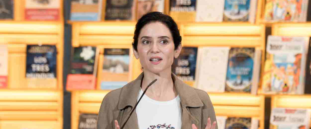 Una profesora indignada estalla contra los comentarios racistas de Ayuso: “No me puedo callar”