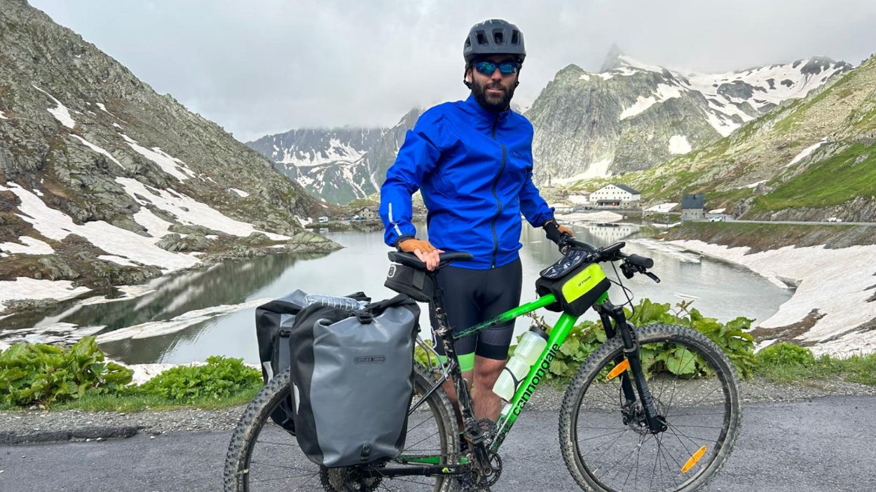 Imagen cedida por Pepe Pérez-Muelas, autor de 'Días de sol y piedra', durante su viaje de los Alpes a Roma por la vía Francígena