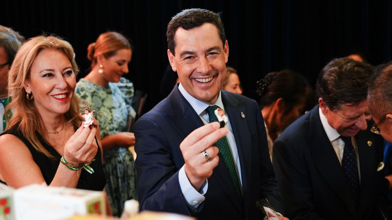 Presidente de la Junta de Andalucía, Moreno Bonilla y portavoz del Gobierno andaluz, Carolina España