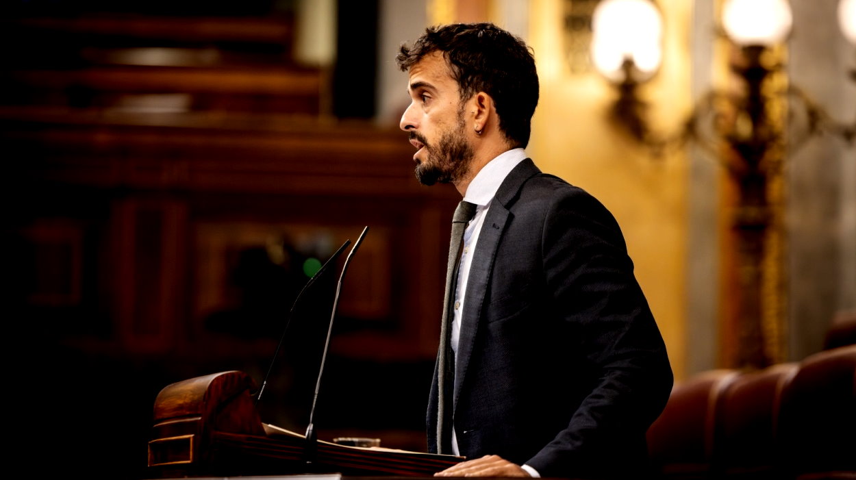 Hernández Quero, el falangista con pendientes que sustituye a Ortega Smith. EP.