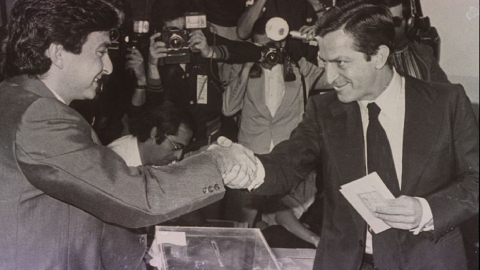 Progreso vigilado, país en pausa