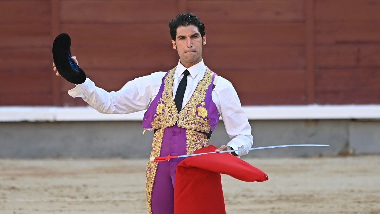 Cayetano Rivera. EP.