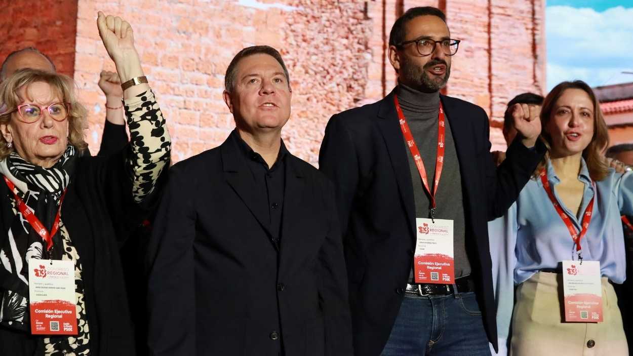 Sergio Gutiérrez, secretario de Organización del PSOE, junto a Emiliano García-Page, presidente de Castilla-La Mancha. Archivo EP.