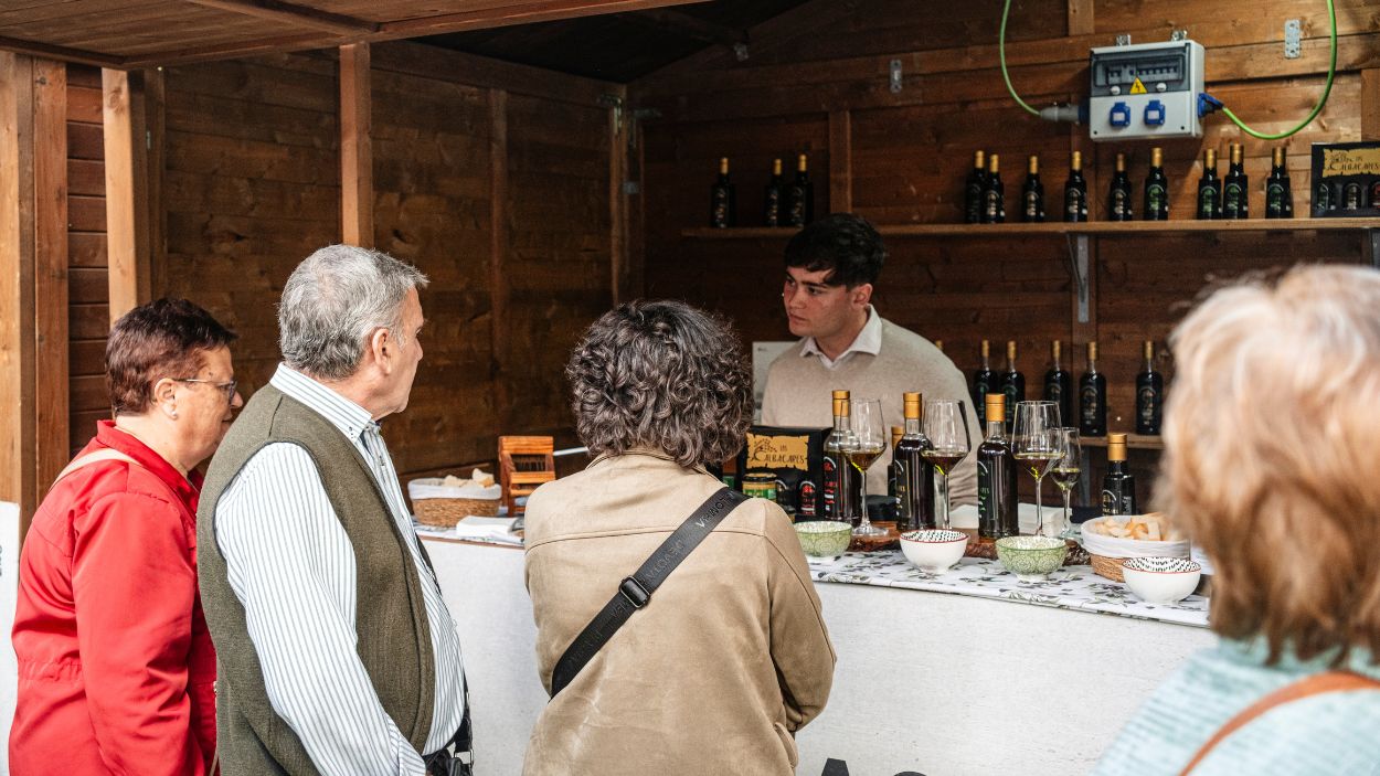 Uno de los expositores de la Fiesta del Primer Aceite de Jaén. EP