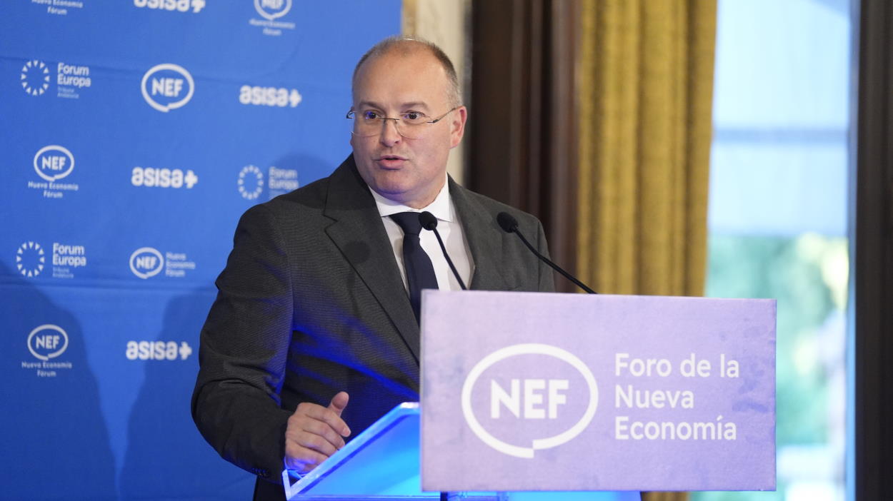 El PP insiste en las urnas ante su falta de apoyos para una moción. EP.