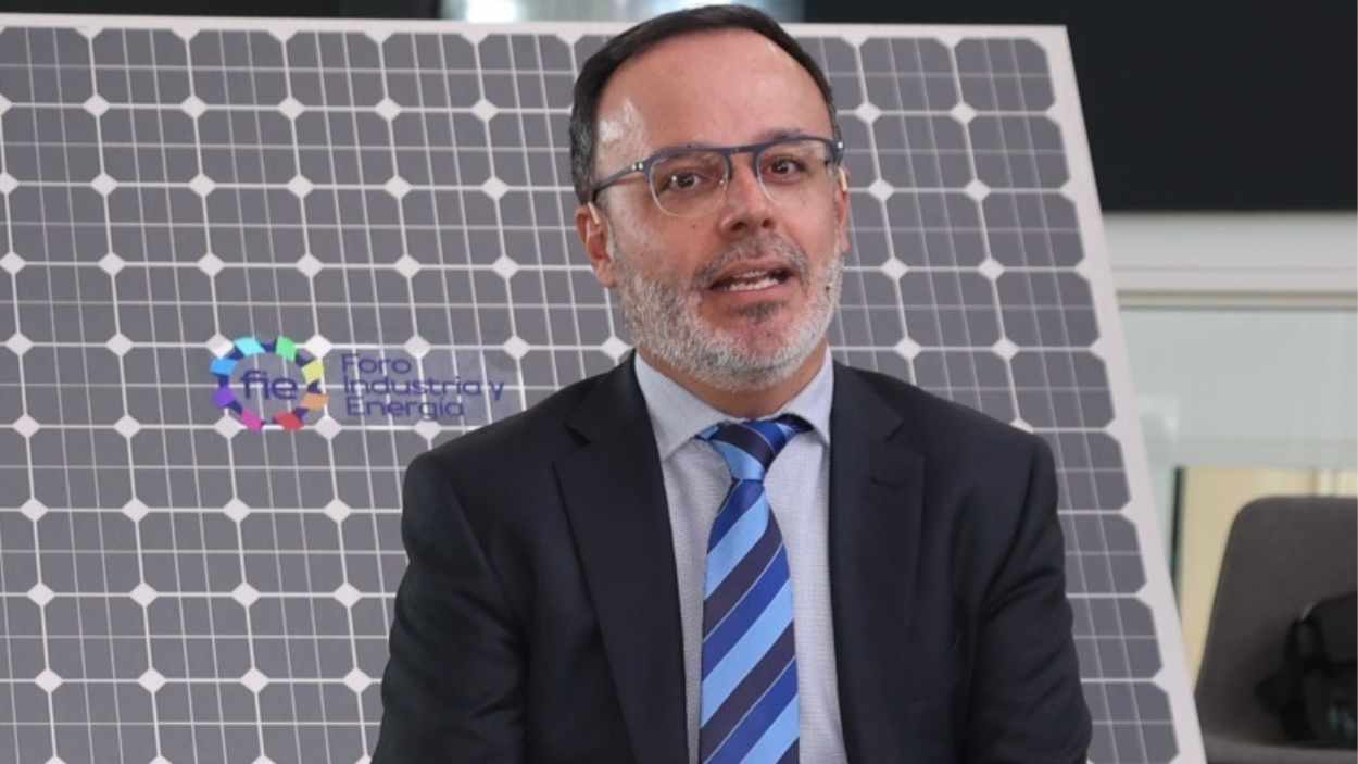 Juan Francisco Caro, director de Opina 360, en un foro de economía. EP