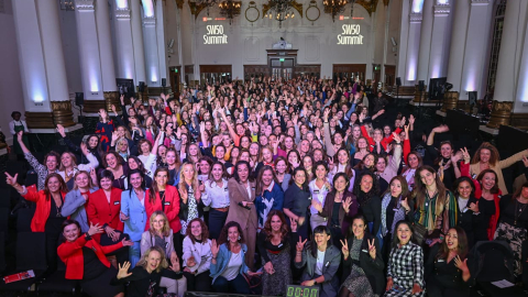 Santander impulsa el liderazgo femenino con una nueva edición de su programa global Santander W50