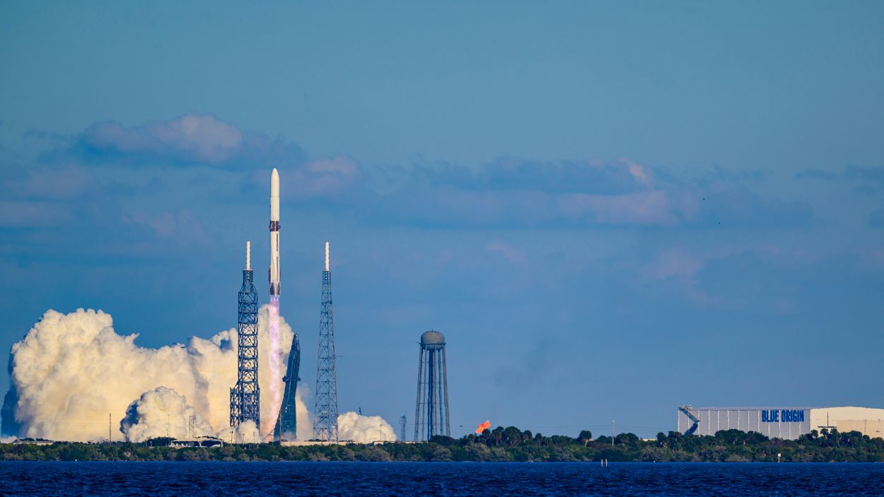 Despegue del cohete de BlueOrigin