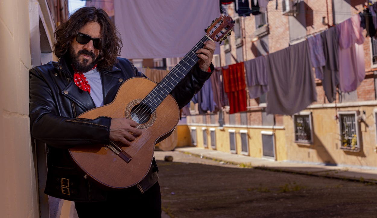 El cantante Albertucho en la promoción de su último disco. El Dromedario Records