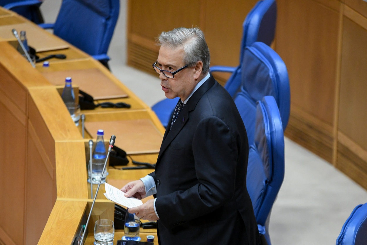 SIMEGA califica al conselleiro de Sanidade, Gómez Caamaño, en la imagen, de "intransigente" por su actitud durante las negociaciones sobre Atención Primaria (Foto: Europa Press).