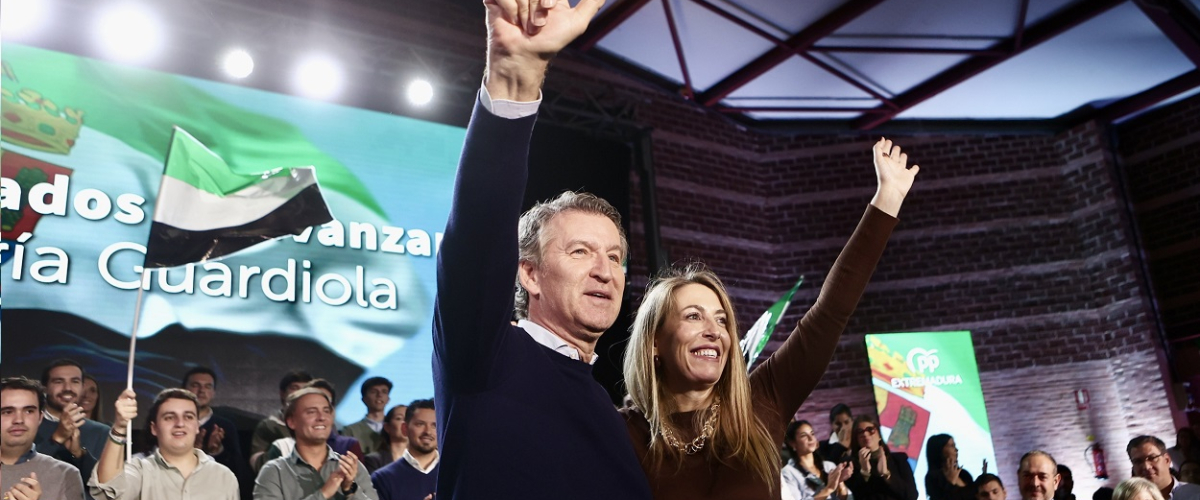 Guardiola nacionaliza la campaña extremeña y Feijóo agita el fantasma de «todos contra el PP» Guardiola nacionaliza la campaña extremeña y Feijóo agita el fantasma de «todos contra el PP»