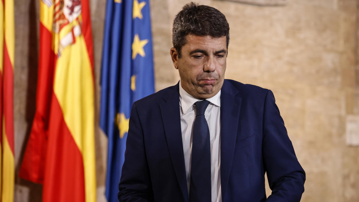 Las 'oposiciones trucadas' de Mazón acaban siendo un examen sobre sus mentiras. EP.