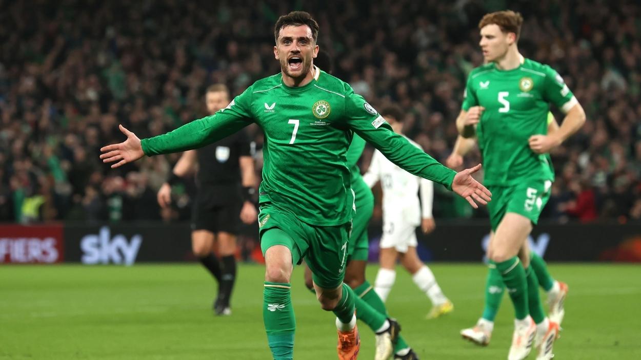 Troy Parrott, durante un partido con Irlanda. EP