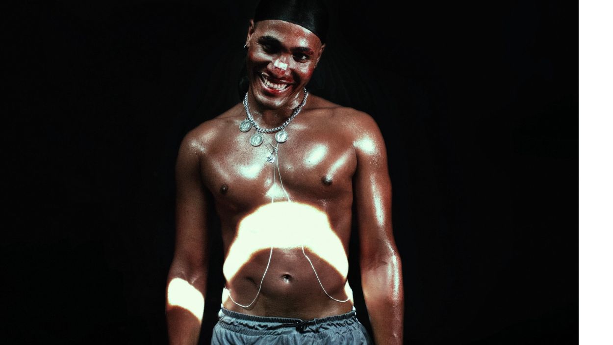 Marlon Collins para 'Caballo Negro'