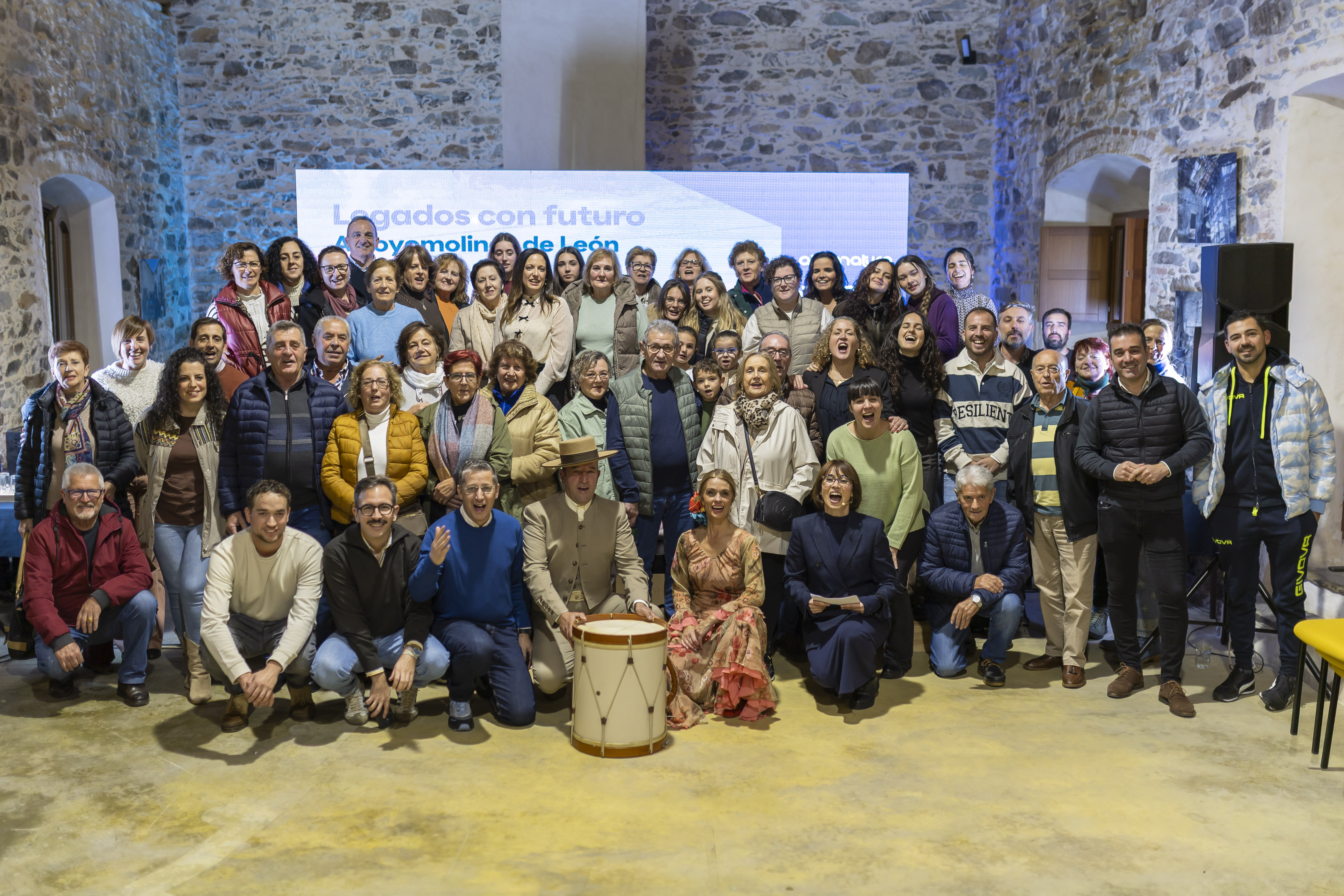 Legados con futuro en Arroyomolinos de León reúne a decenas de vecinos en una celebración colectiva de talento e identidad. MOEVE