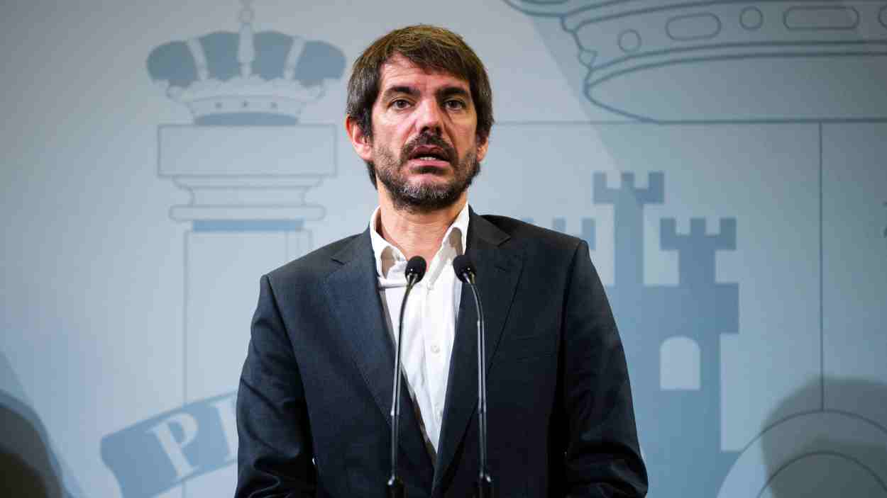 Urtasun anuncia los trámites para ilegalizar cuatro fundaciones franquistas. EP