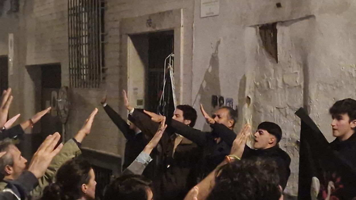 Manifestación de La Falange en Sevilla